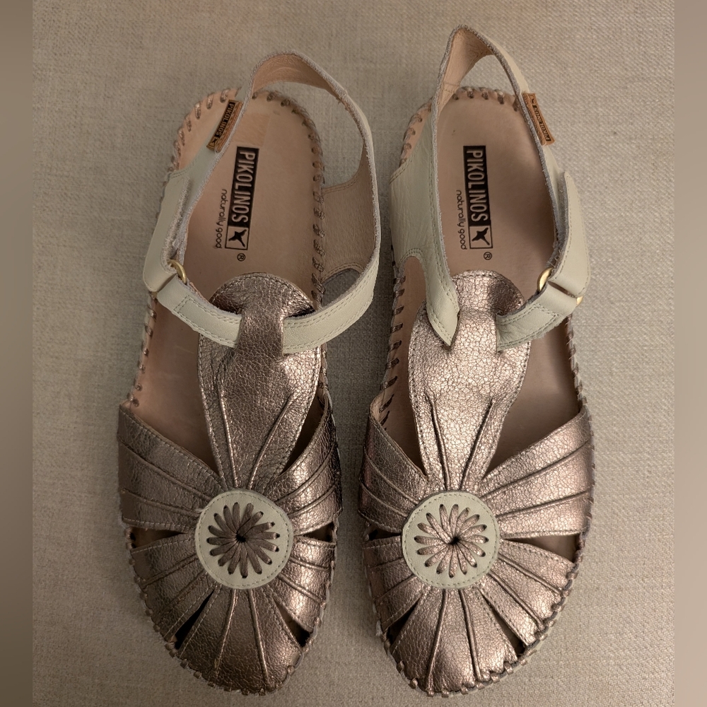 PIKOLINOS Women's Closed Toe Rose Gold and Cream Leather Sandals Women's Size 42
